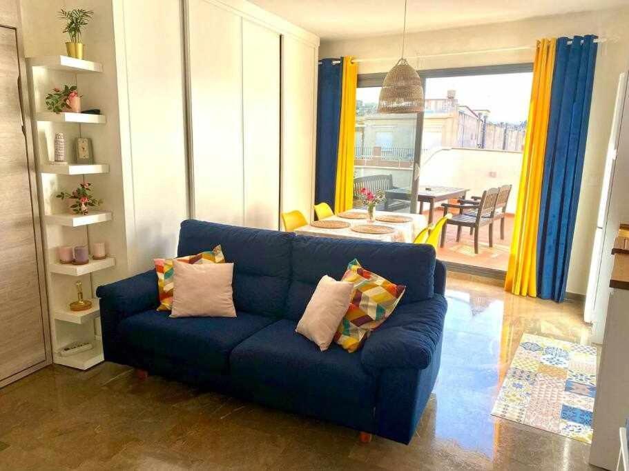 Apartamento Antonio By Solymar Holiday Torre Del Mar Exteriör bild